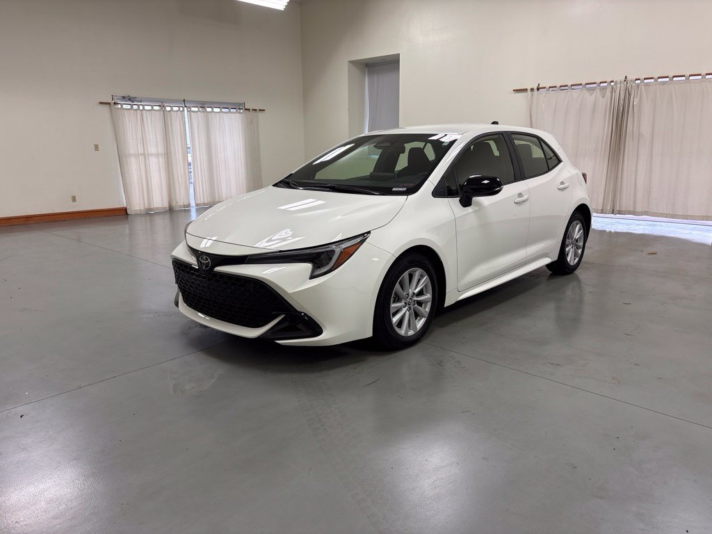Used 2026 Toyota Corolla SE FWD image 4