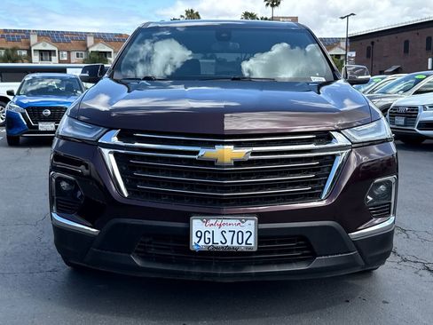 Used 2023 Chevrolet Traverse LT FWD image 4