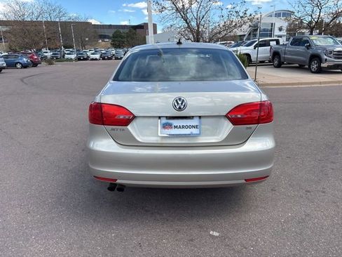 Used 2014 Volkswagen Jetta SE FWD image 5
