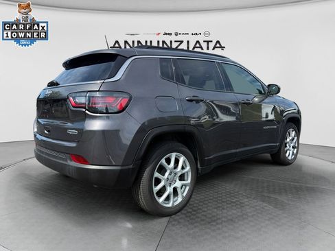 Certified 2022 Jeep Compass Latitude w/ Sun and Sound Group AWD/4WD image 5