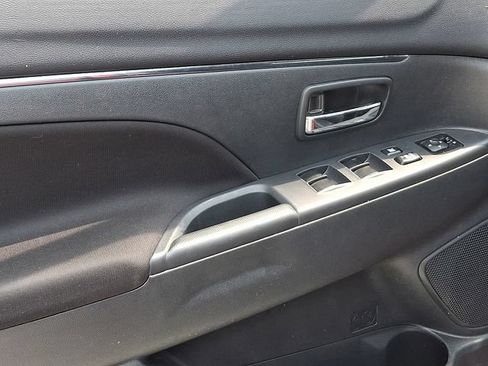 Used 2024 Mitsubishi Outlander Sport LE AWD/4WD image 22