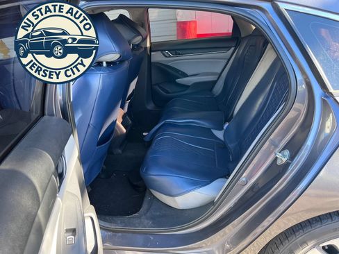 Used 2018 Honda Accord Hybrid image 5