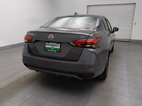 Used 2021 Nissan Versa SV image 7