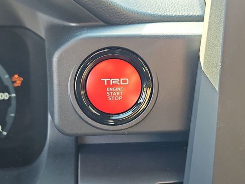 New 2026 Toyota Tacoma TRD Off-Road AWD/4WD image 13