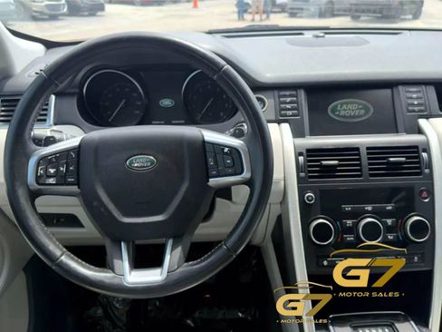 Used 2019 Land Rover Discovery Sport SE AWD/4WD image 12