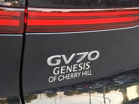 Certified 2024 Genesis GV70 2.5T w/ Sport Prestige Package AWD/4WD image 29