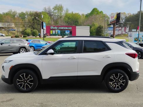 Used 2022 Chevrolet TrailBlazer ACTIV w/ Convenience Package image 8