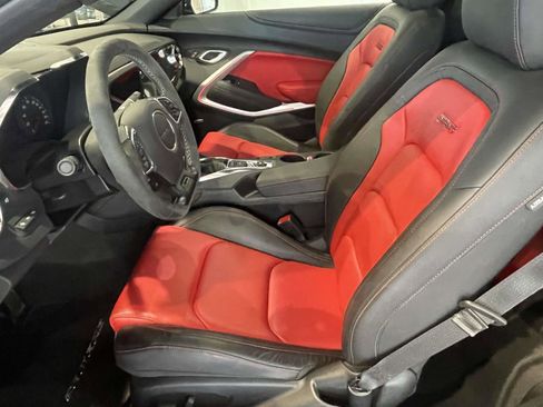 Used 2024 Chevrolet Camaro SS RWD image 9