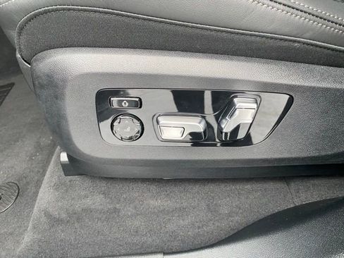 Used 2026 BMW X5 xDrive40i w/ M Sport Package image 21