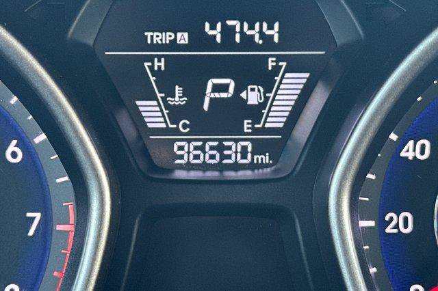 Used 2015 Hyundai Elantra SE FWD image 23