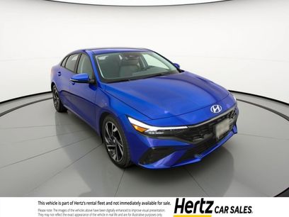 Used 2025 Hyundai Elantra Limited