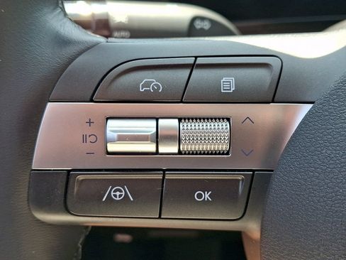 Certified 2024 Hyundai Kona SEL AWD/4WD image 22