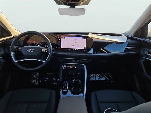 New 2025 Audi Q5 Premium image 5
