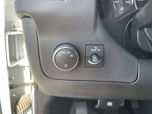 New 2025 GMC Savana 2500 Extended w/ Driver Convenience Package image 18