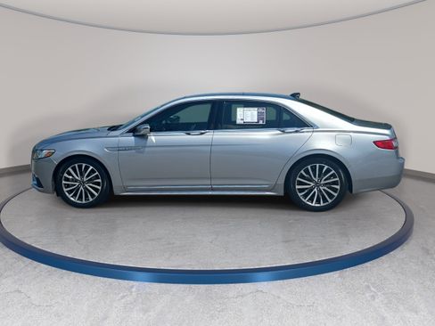 Used 2020 Lincoln Continental w/ Premium Package FWD image 8