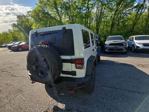Used 2018 Jeep Wrangler Unlimited Rubicon AWD/4WD image 7