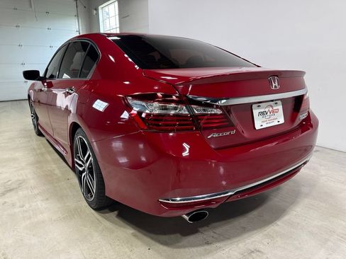 Used 2017 Honda Accord Sport Special Edition image 5