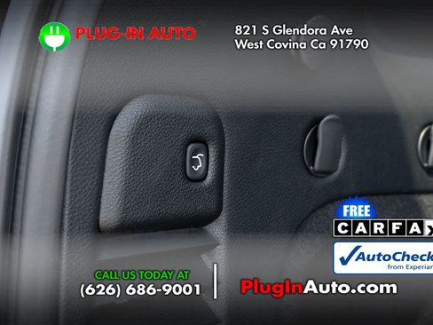 Used 2020 Jeep Grand Cherokee SRT image 15