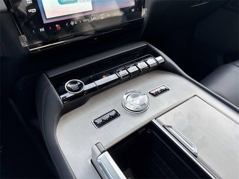 New 2025 Lincoln Navigator Reserve image 29