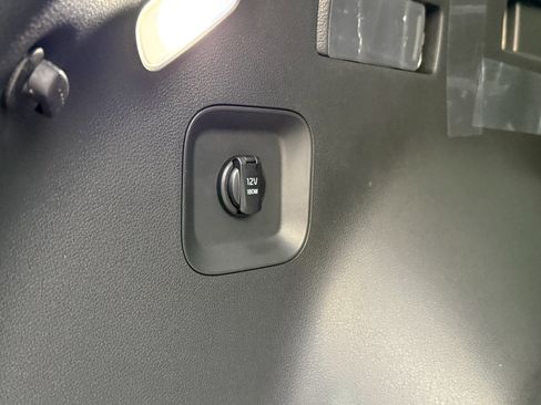 New 2026 Kia Sportage EX image 40