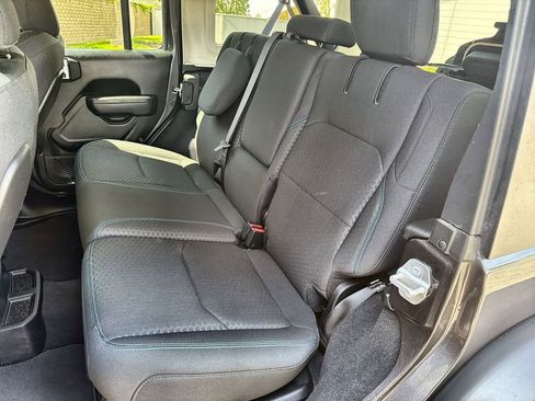 Used 2025 Jeep Wrangler Unlimited Rubicon 4xe w/ Convenience Group image 23