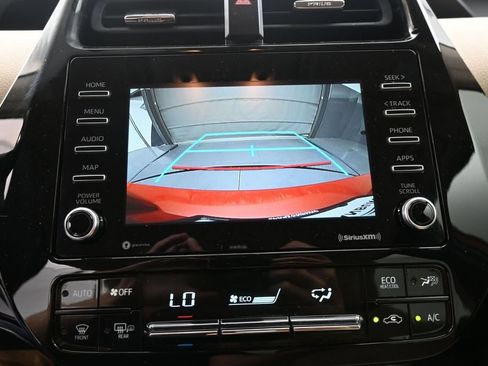 Used 2021 Toyota Prius LE FWD image 13