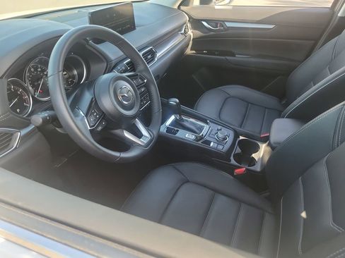 Certified 2025 MAZDA CX-5 AWD 2.5 S w/ Preferred Package image 3