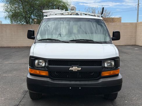 Used 2013 Chevrolet Express 2500 RWD image 3