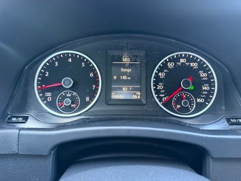 Used 2017 Volkswagen Tiguan S FWD image 3