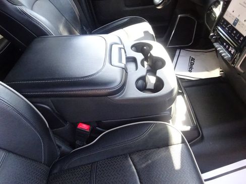 Used 2022 RAM 2500 Laramie AWD/4WD image 19