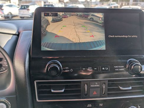 Used 2022 Nissan Armada SV w/ SV Appearance Package image 25