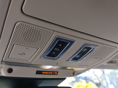 Used 2018 Jaguar F-PACE Prestige image 20