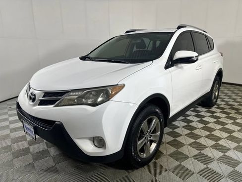 Used 2015 Toyota RAV4 XLE AWD/4WD image 3