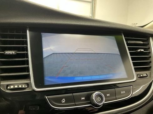 Used 2018 Buick Encore Preferred image 5