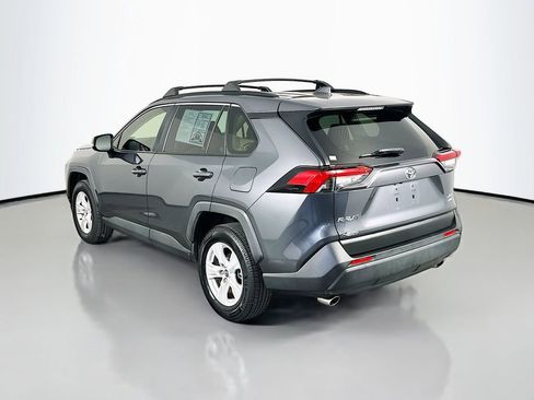 Used 2021 Toyota RAV4 XLE w/ Convenience Package AWD/4WD image 5