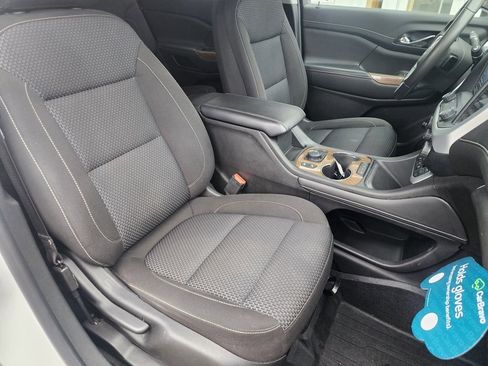 Used 2021 GMC Acadia SLE w/ Driver Convenience Package image 26