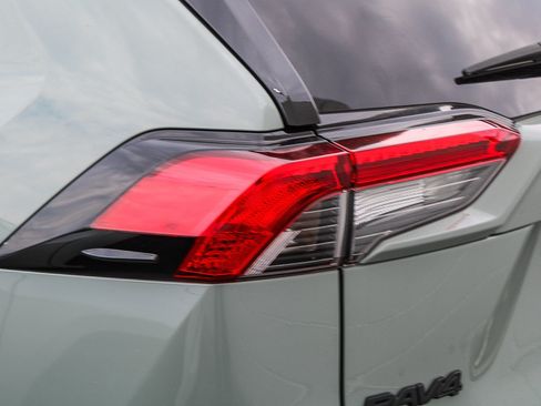 Certified 2023 Toyota RAV4 XLE Premium AWD/4WD image 9