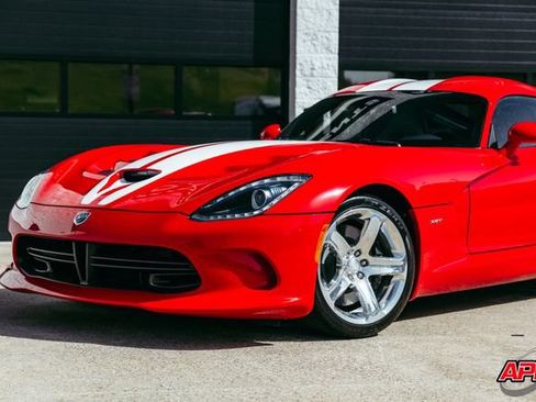 Used 2014 SRT Viper SRT-10 w/ Grand Touring Package RWD image 43
