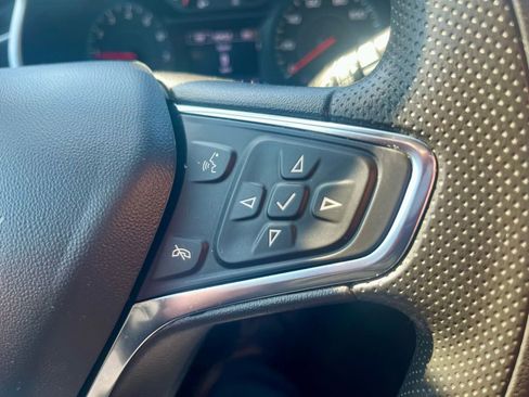 Used 2024 Chevrolet Malibu LT FWD image 16