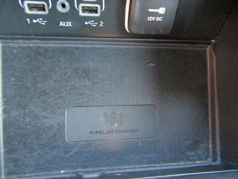 Used 2024 Jeep Grand Cherokee Altitude AWD/4WD image 34