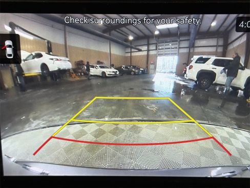 Used 2022 Genesis G70 3.3T image 30