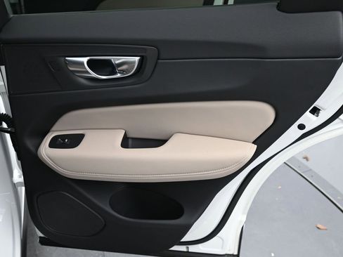 New 2026 Volvo XC60 T8 Core w/ Climate Package AWD/4WD image 17