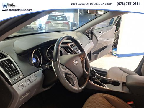 Used 2011 Hyundai Sonata SE image 12