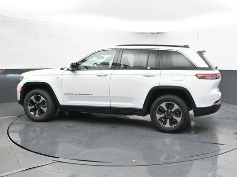 Used 2024 Jeep Grand Cherokee Limited 4xe AWD/4WD image 9