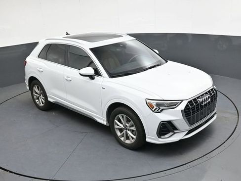 Used 2022 Audi Q3 2.0T Premium Plus w/ Premium Plus Package image 20