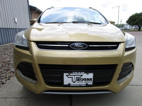 Used 2014 Ford Escape Titanium AWD/4WD image 2