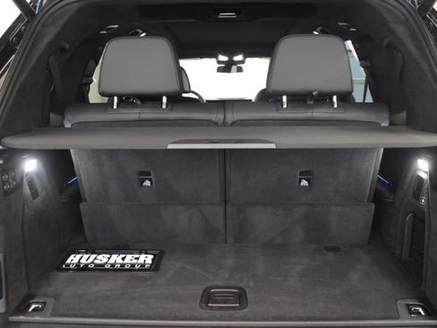 Used 2026 BMW X7 xDrive40i w/ M Sport Package AWD/4WD image 16