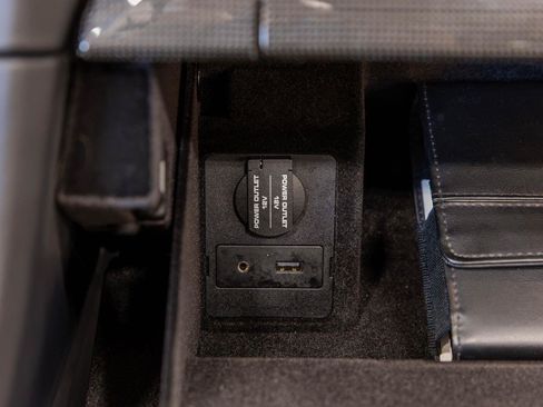 Used 2015 Porsche 911 Turbo S AWD/4WD image 92