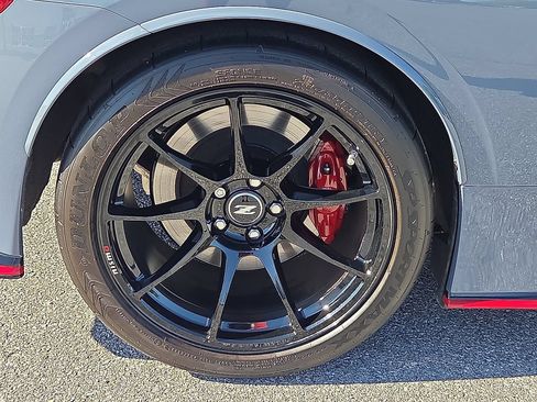 Used 2024 Nissan Z NISMO w/ Floor Mat Package RWD image 7