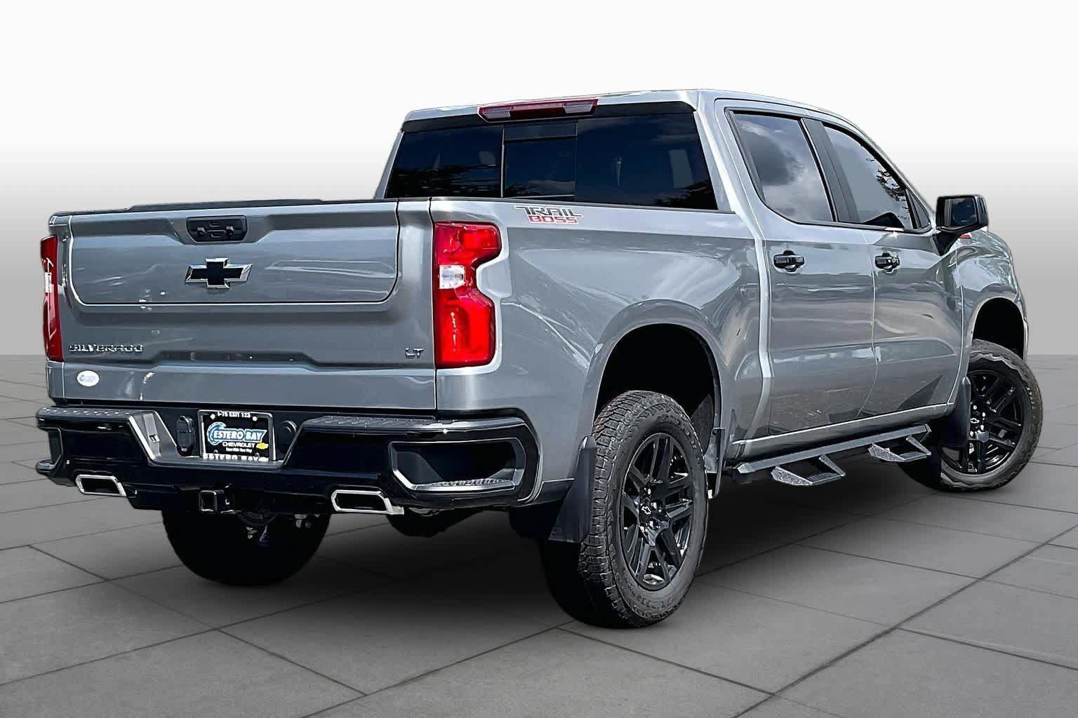 Used 2025 Chevrolet Silverado 1500 LT Trail Boss w/ Convenience Package II AWD/4WD image 24